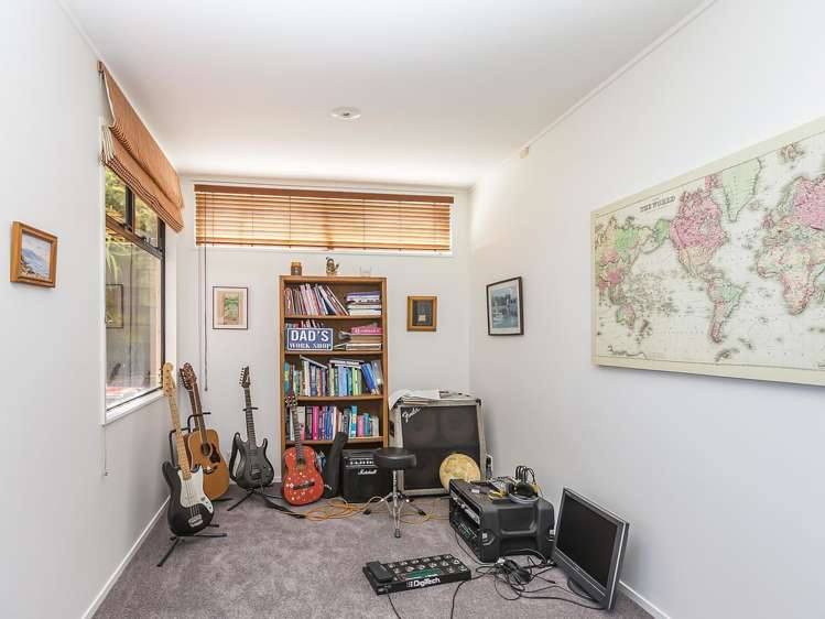 7 Inverell Way Seatoun_6