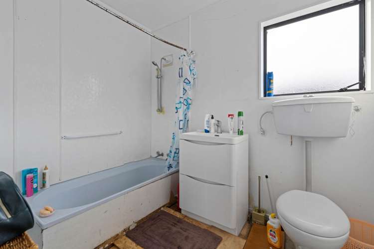 1/24 Templeton Place Clendon Park_8