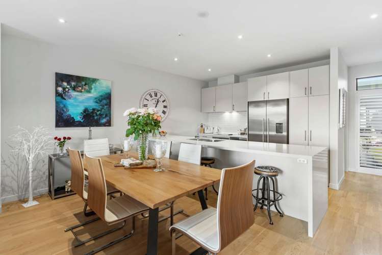 215/24 Wellington Street Howick_7