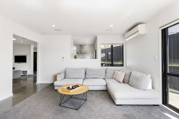 8a Ashley Avenue Long Bay_5