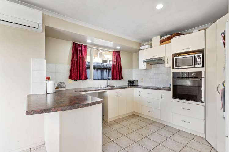 61 Aspiring Avenue Flat Bush_22