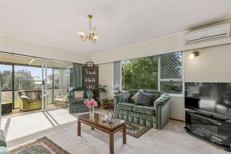 2/14 Rowan Terrace Te Atatu South_6