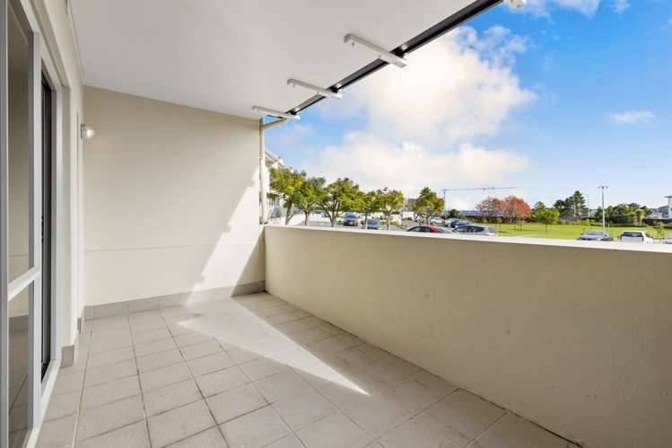 D2/71 Spencer Road Oteha_8