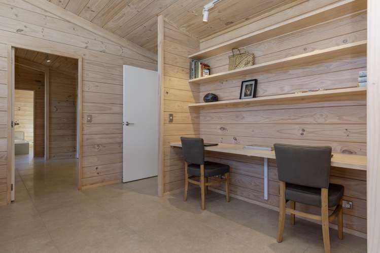 2 Paulines Way Wharewaka_22