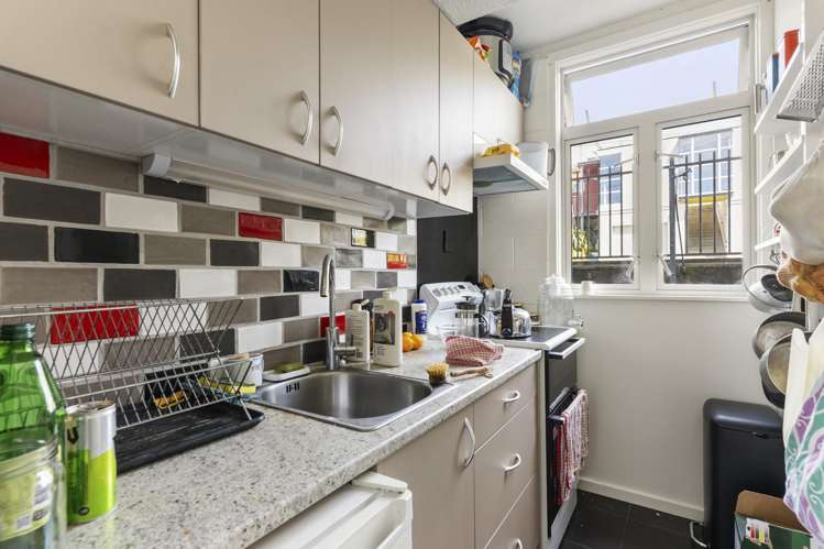 3c/20 Maarama Crescent_5