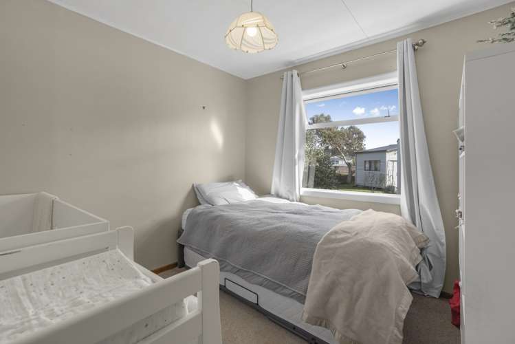 18 Heath Street Wainuiomata_9