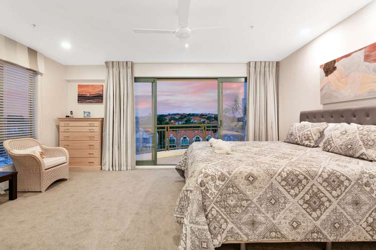 31 Waterside Crescent Gulf Harbour_11