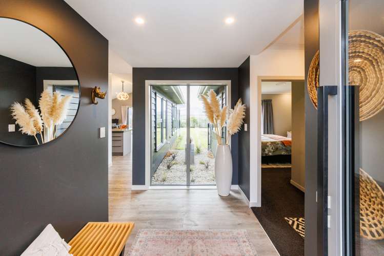 10 Mediterranean Grove Fitzherbert_1