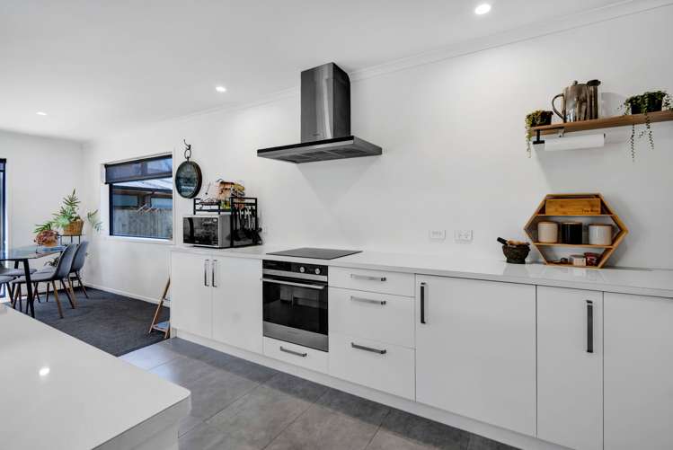 4 Mokihi Way Inglewood_5