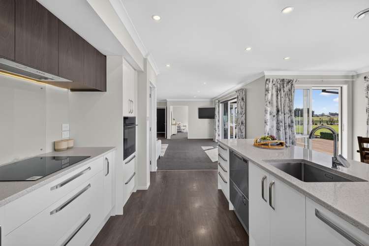 34 Copper Beech Road Woodend_11