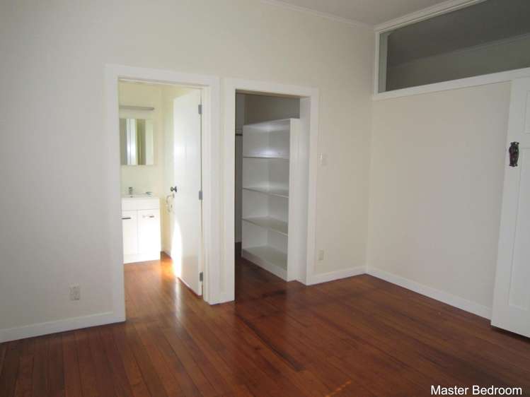 119 Titirangi Road New Lynn_11