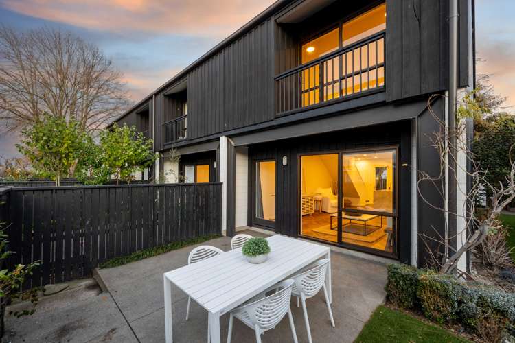 2/10 Conference Street Christchurch Central_15