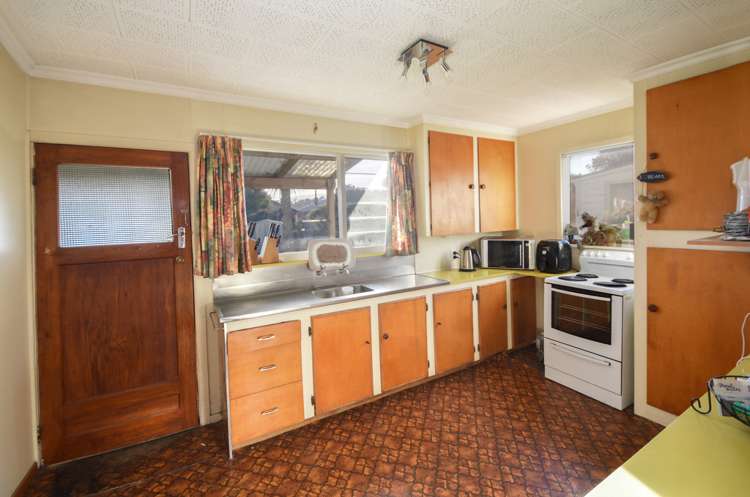 67 Botha Street Tainui_6