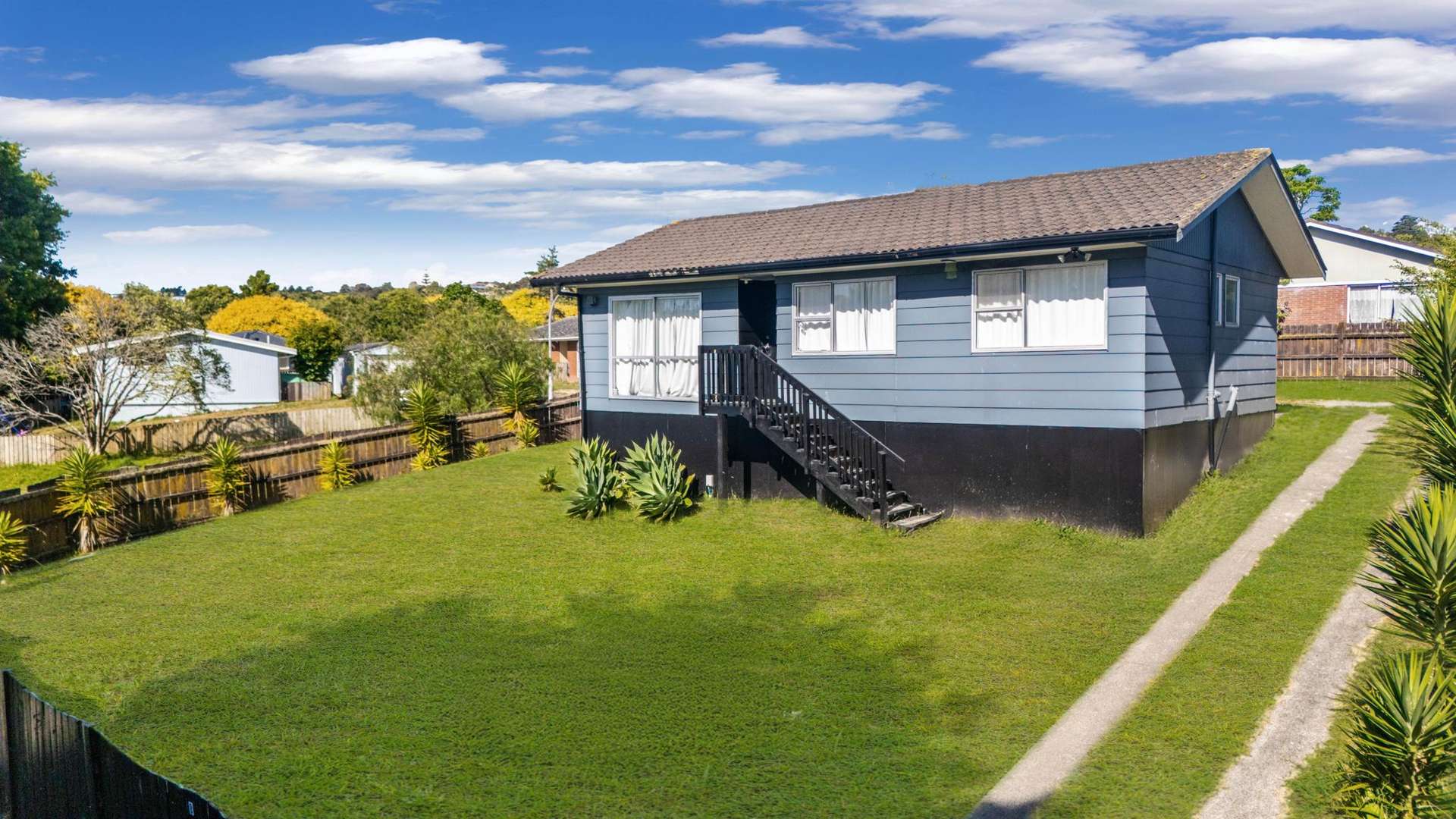 8 Galilee Avenue Red Hill_0