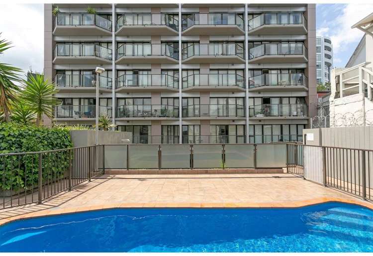 1106/135 Vincent Street_0