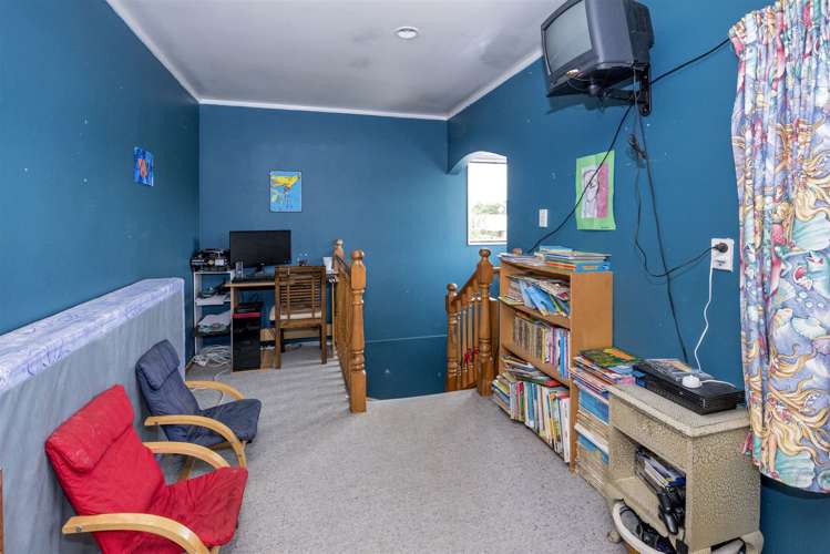 7 President Avenue Papakura_15