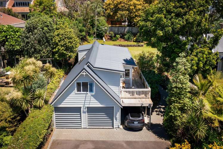 707 & 707B New North Road Mount Albert_49