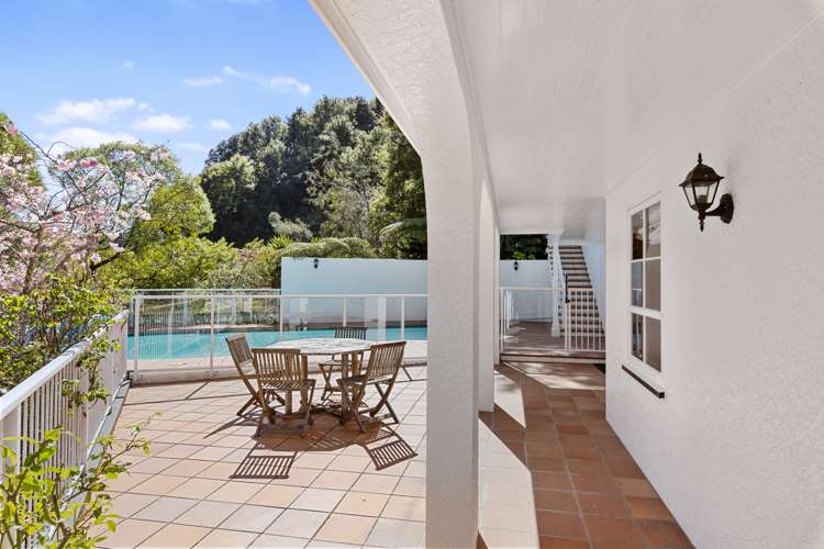 11 Francis Bell Grove Lowry Bay_15