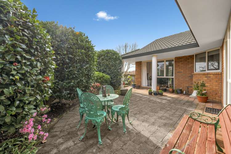 21 John Brooke Crescent East Tamaki Heights_17