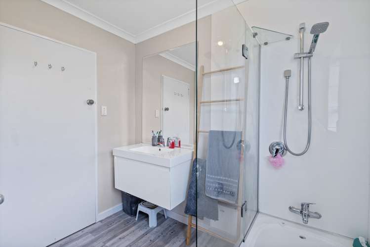 200 Racecourse Road Glengarry_17