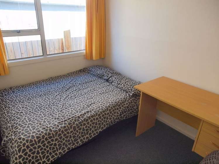 6 Church Square Addington_6