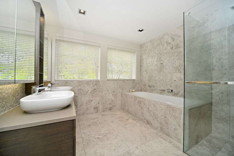 3 Birch Park Lane Whitford_17