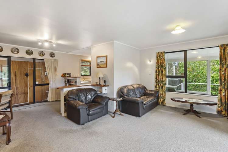 6 Derham Road Te Horo_14