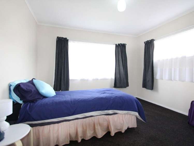 16 Galilee Avenue Red Hill_7