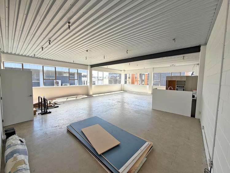 First Floor, 234 Tristram Street Central Hamilton Central_3