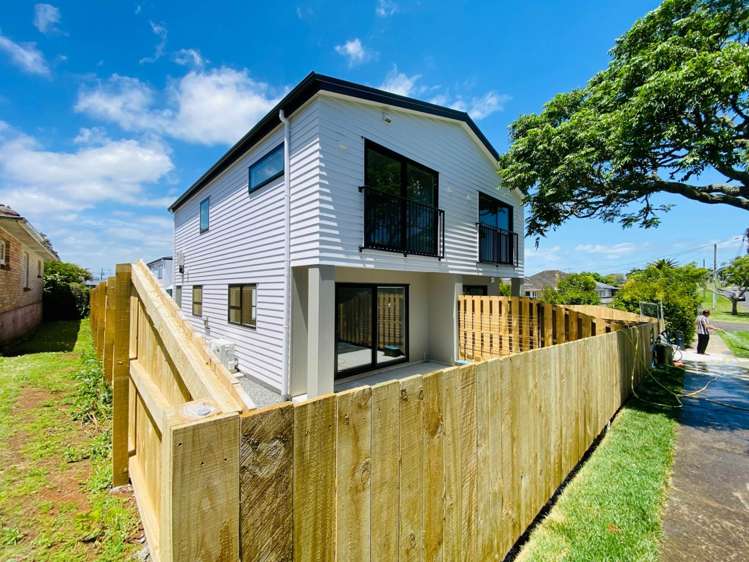 2/16 Collie Road Pukekohe_10