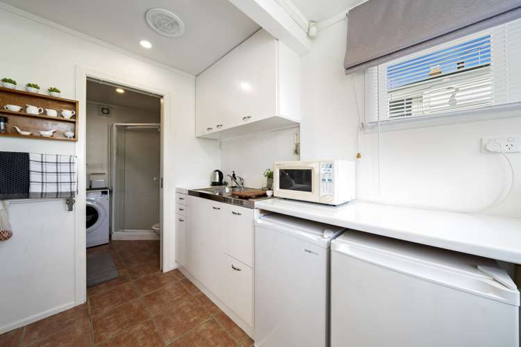 4 Symonds Street Onehunga_16