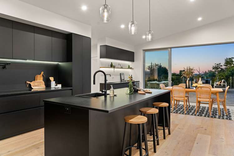 38 Holcombrooke Lane Welcome Bay_3