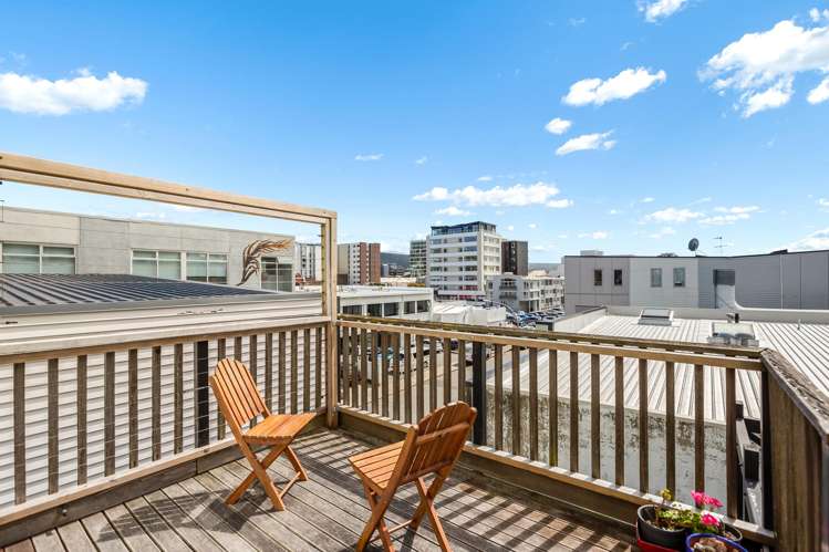 6/23 Pirie St Mount Victoria_5