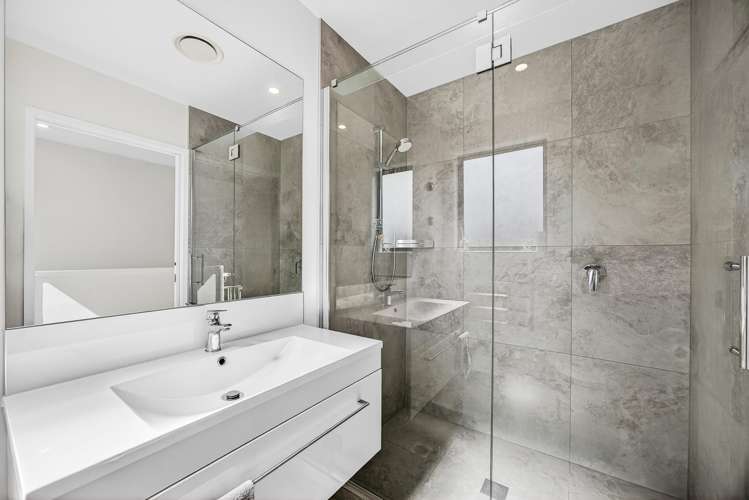 103 Bonair Crescent Millwater_11