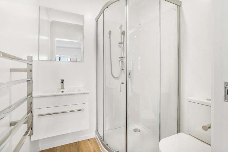 4/1 Vialou Street 10463_11