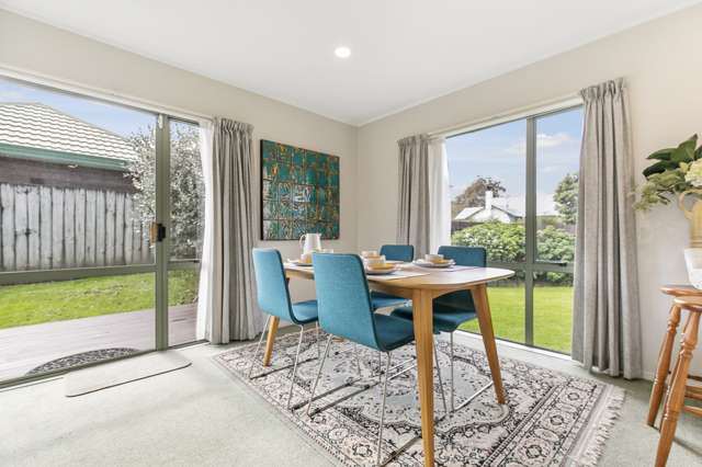 2/161 Church Street Onehunga_4