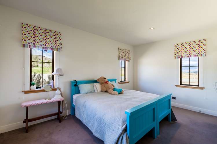 141 Lower Manorburn Dam Alexandra_10