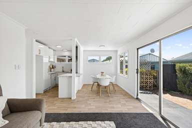 3/163 Vigor Brown Street_4