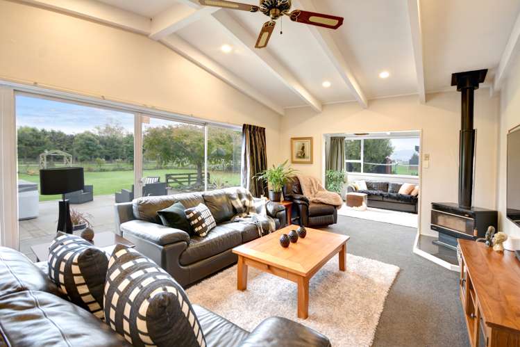 192 Riccarton Road West Mosgiel_6