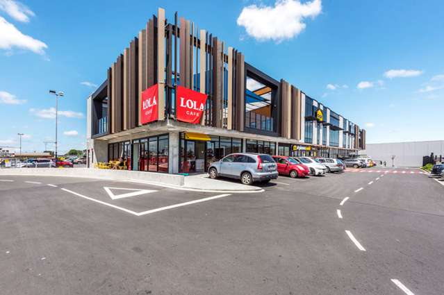 New Mount Wellington retail units