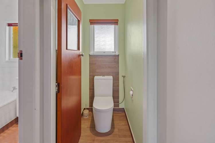 40 Douglas Road 10816_6