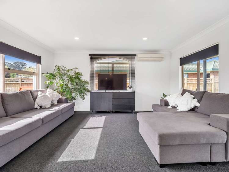 88 Dixon Road Glenview_12