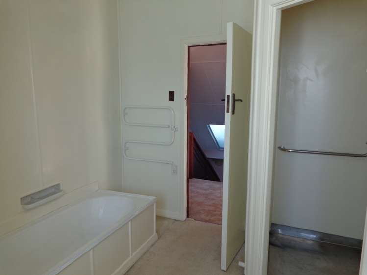 84 Clyde Street Balclutha_12