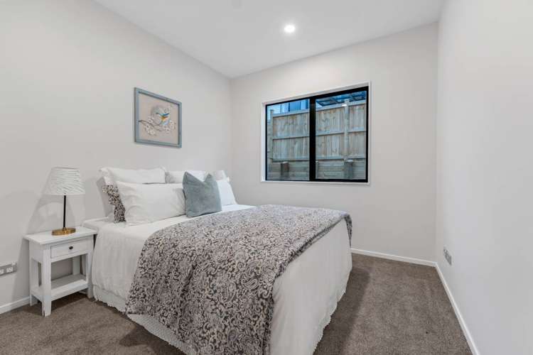 61 Bushfield Drive Flat Bush_25