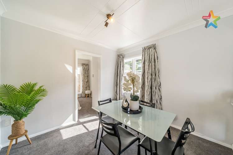 28 Main Road Wainuiomata_6