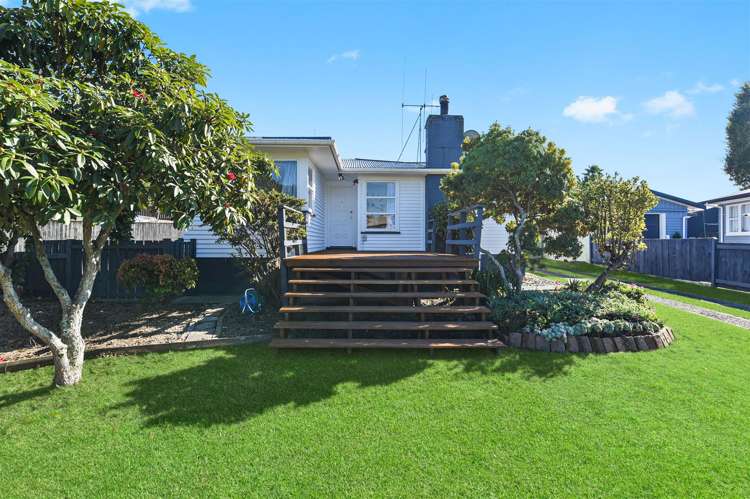 16 Manapouri Place Glenview_18