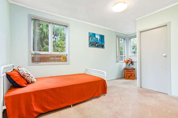 202 Godley Road Titirangi_15