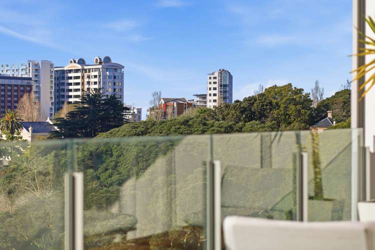 1503/6 Lorne Street City Centre_11