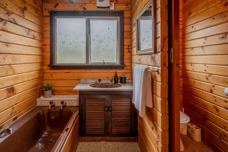 13 Selwyn Avenue Akaroa_8