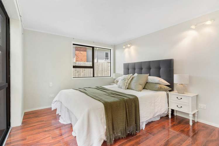 45 Bradbury Road Botany Downs_19